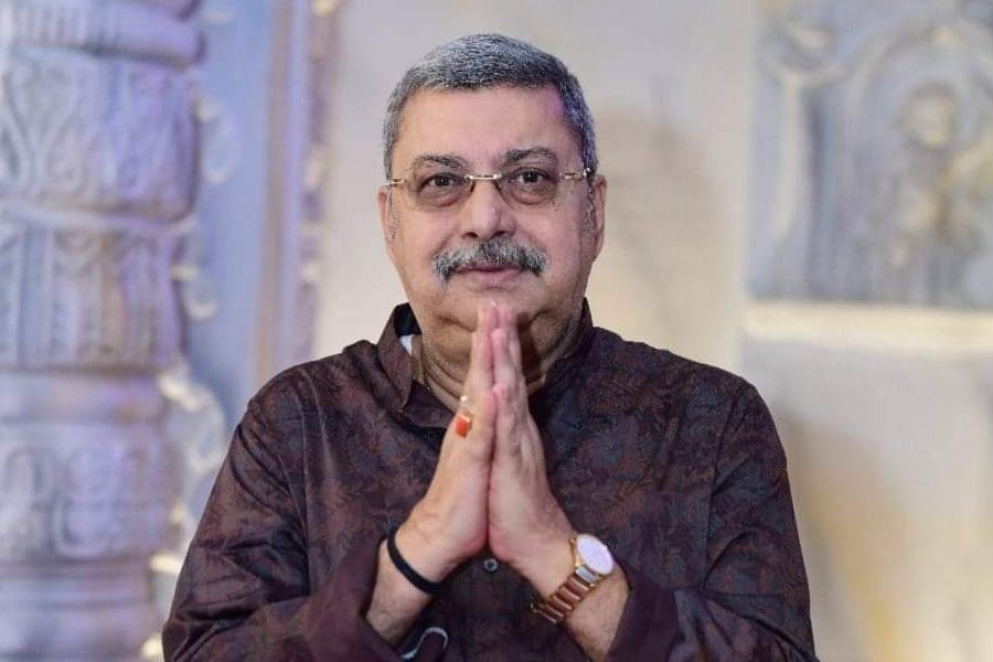 The mercury in Bengal politics is rising over the SIR issue. In such an atmosphere