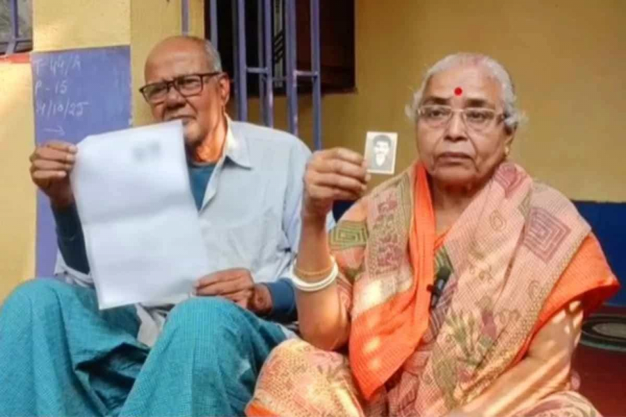 Allegations of making voter cards by pretending to be parents have come to the fore. The names of many deceased voters have been omitted.