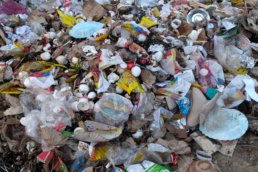 NABADWIP-SARUPGAMJ-FERIGHAT-RIVER-GARBAGE