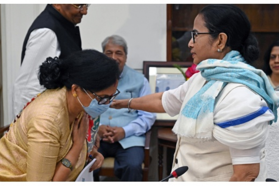 Lakshmi Bhandar is increasing by Rs 500. Apart from this, there is also a Kanyashree scheme for girls in the state.