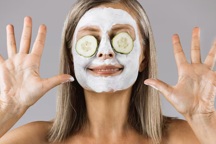 Face Glow Tips: The secret to beautiful skin is hidden in one spoonful of flour, learn the right way to use it.