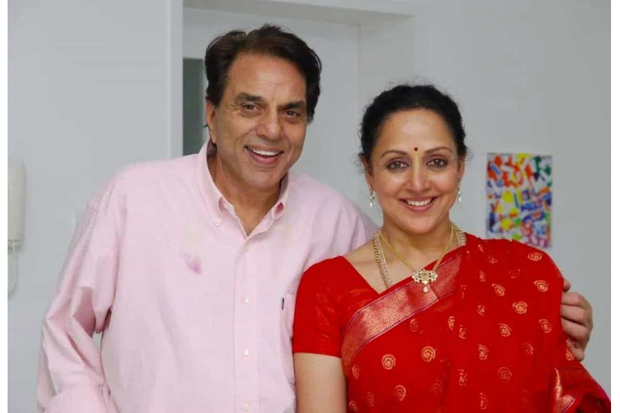 On Dharmendra's birthday, 'Dream Girl' shared some of his pictures. She wrote in the post, 