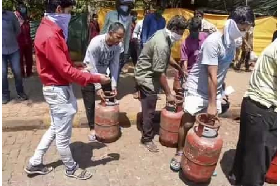 As the Iran-Israel War enters its tenth day, there has been a severe panic over the supply of domestic LPG Gas in India. This has also turned the fortunes of the middle class upside down.