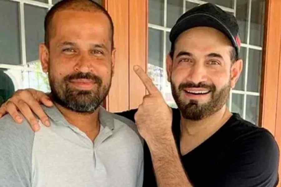 Irfan-Pathan:-বহরমপুরে-দাঁড়িয়ে-দাদা-ইউসুফের-জয়ের-‘গ্যারান্টি’-দিলেন-ইরফান