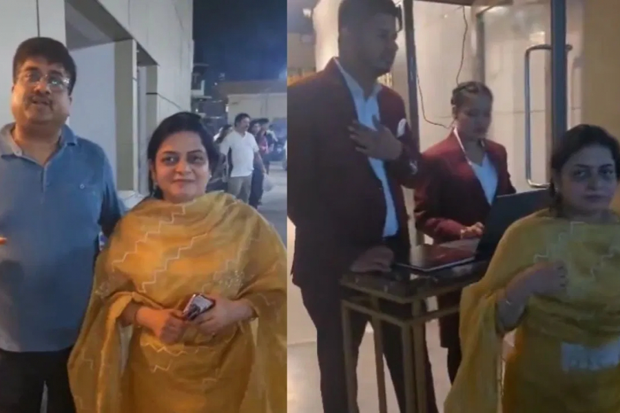 Couple denied Entry to Restaurant for Wearing Indian Cloths, News Reaches CM Rekha Gupta