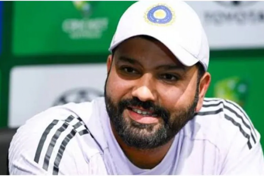 The granddaddy of Indian cricket has opened up about the speculations about Rohit-Virat's retirement.