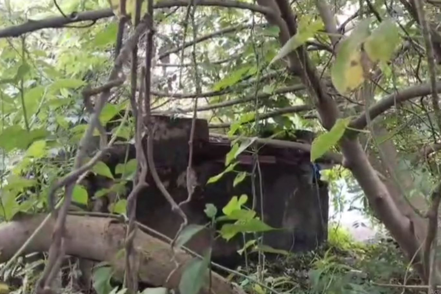 EASTBURDWAN-SCAFFOLD-OLDAREA-BRITISH-TRAVAIL