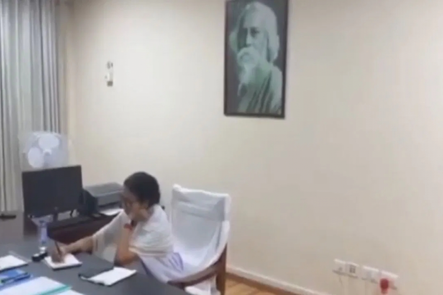 Chief Minister Mamata Banerjee observed the entire matter of nepal from Uttarkanya