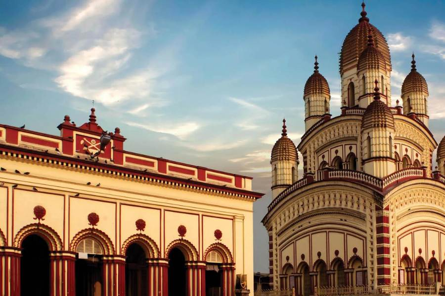 Is Dakshineswar Temple public property or personal property? A new trial has begun in the Calcutta High Court on this question.