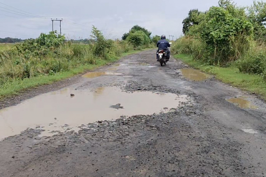 ARAMBAG-KHANAKUL-RAMNAGAR-ROAD-BADSITUATION