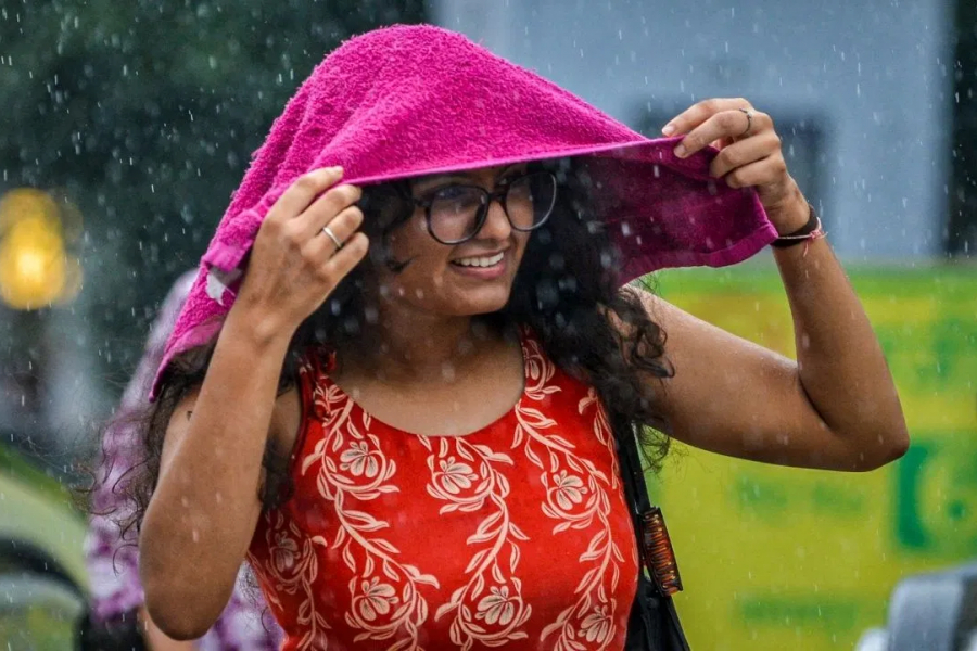 West Bengal and Kolkata Weather Report for 6 September, North Bengal to Receive Heavy Rainfall, Light to Moder