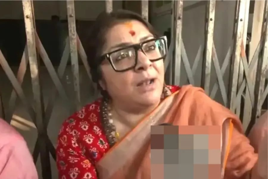 BJP leader Locket Chatterjee faced obstacles while meeting the victim in Durgapur.
