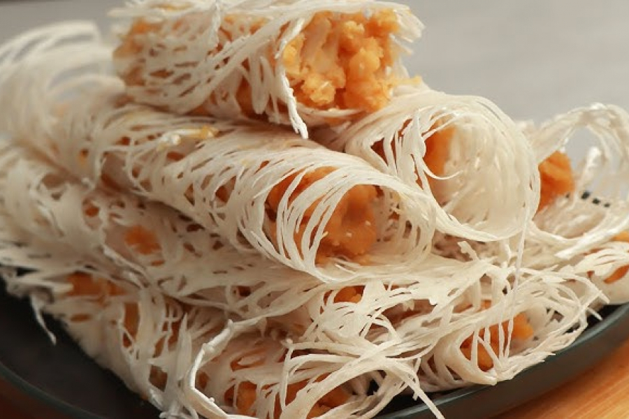 Paush Parvan means the aroma of rice powder and the sweet taste of jaggery. But for those who feel a little bored of eating the same taste of patisapta