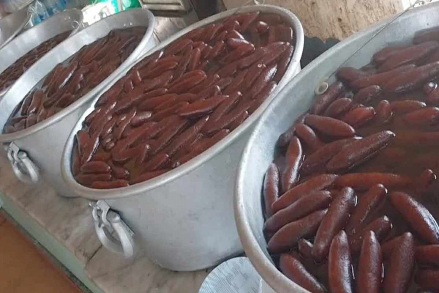 Export of Sitabhog-Mehidana stopped. Sweets industry on the verge of closure. Now the 'Langcha Hub' of Saktigarh is going to burn in the flames of war.