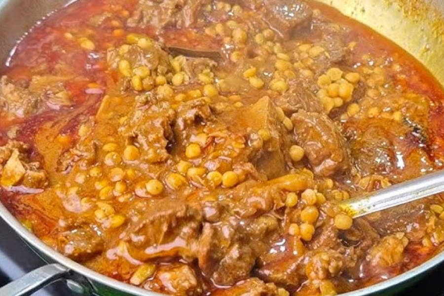 Many people want dal in their daily menu. However, to change the taste, many people add onion to dal.