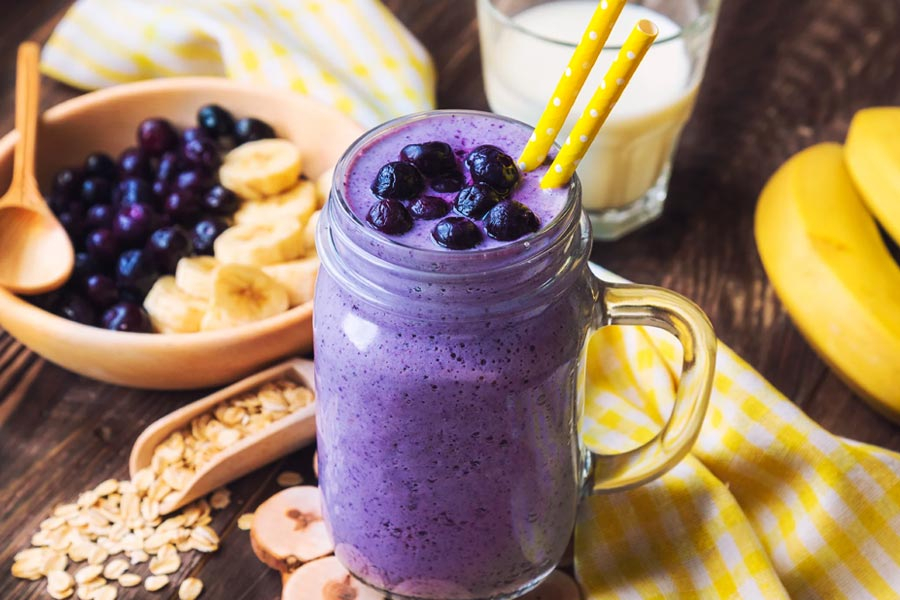 Want to get glowing skin before Puja? Eat these smoothies every day, here are the recipes