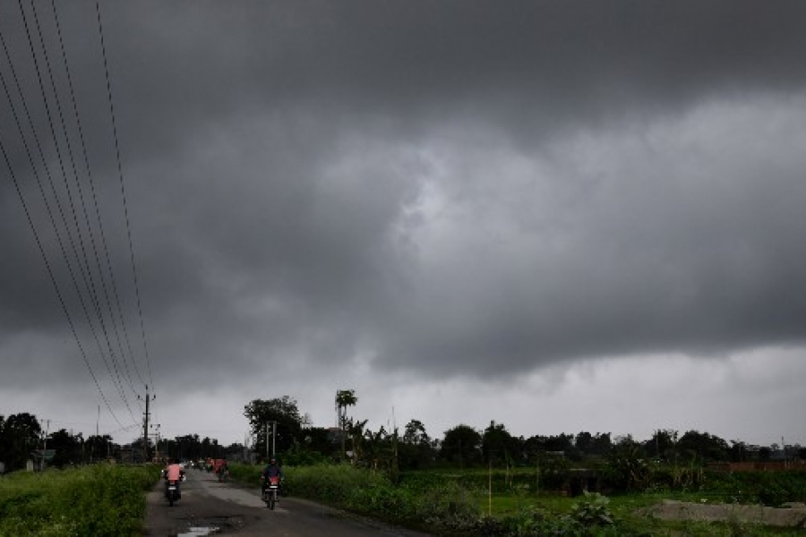 Meteorologists say that the weather has now started changing in Bengal.