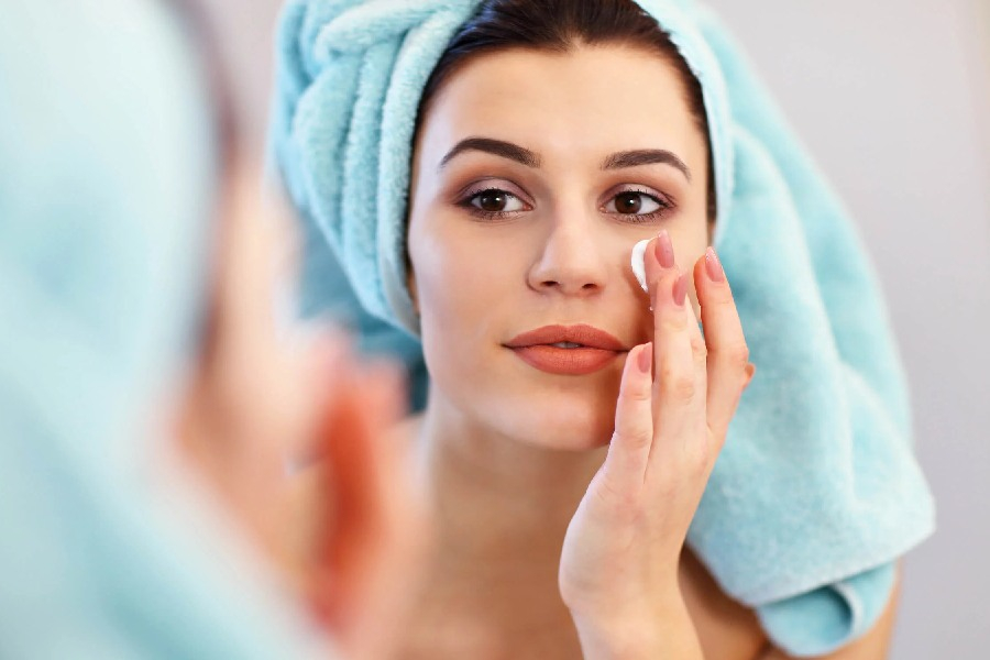 Include 8 habits in your daily routine that will easily keep aging away