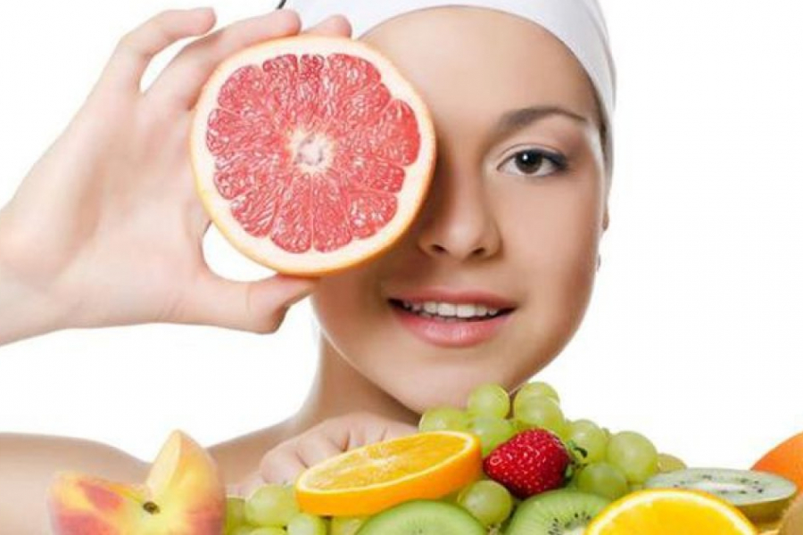Many people cannot tolerate chemical-based skin care products available in the market.