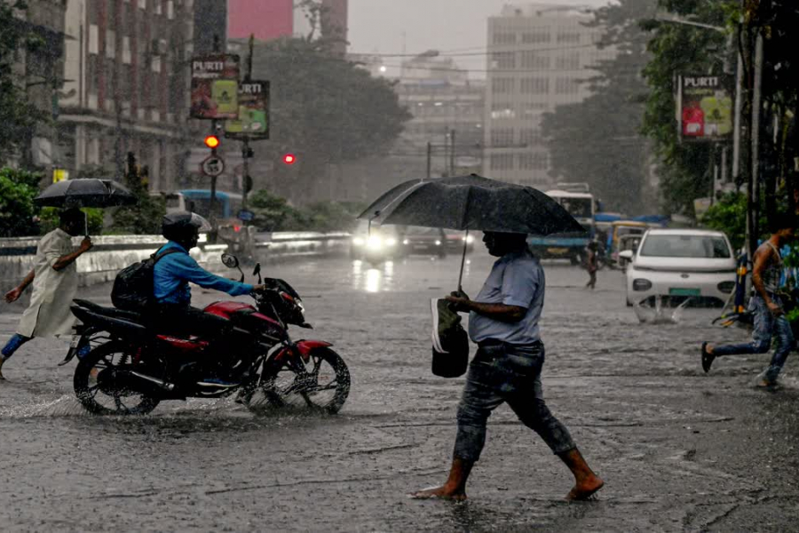 It didn't even cut it. After Durga Puja, Kali Puja will also be celebrated. The Meteorological Department has forecast rain for the weekend.