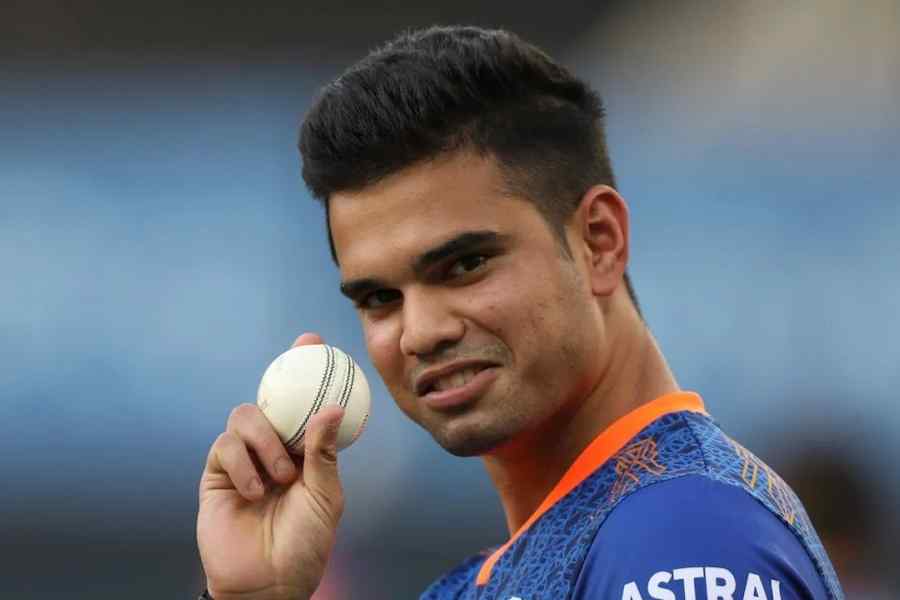 Arjun-Tendulkar:-নাইটদের-বিরুদ্ধে-আইপিএল-অভিষেক-সচিনপুত্র-অর্জুন-তেন্ডুলকরের