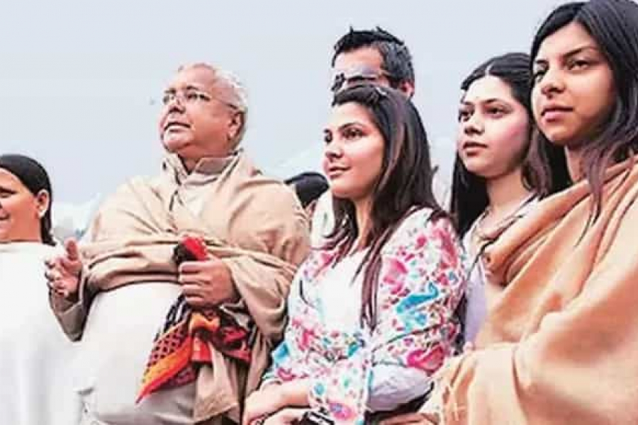 The focus of Bihar politics is no longer the assembly, but Lalu Prasad Yadav's family. RJD's infighting intensified on Sunday.