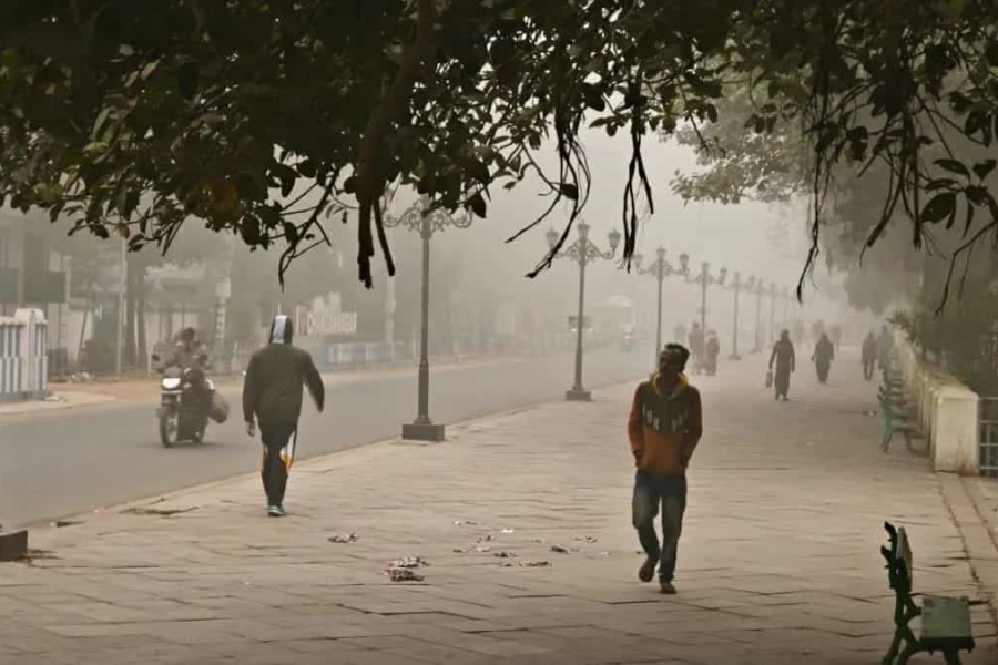 This season, it seems like winter has played the entire match with its bat. West Bengal has been repeatedly shaken by the bitter cold!