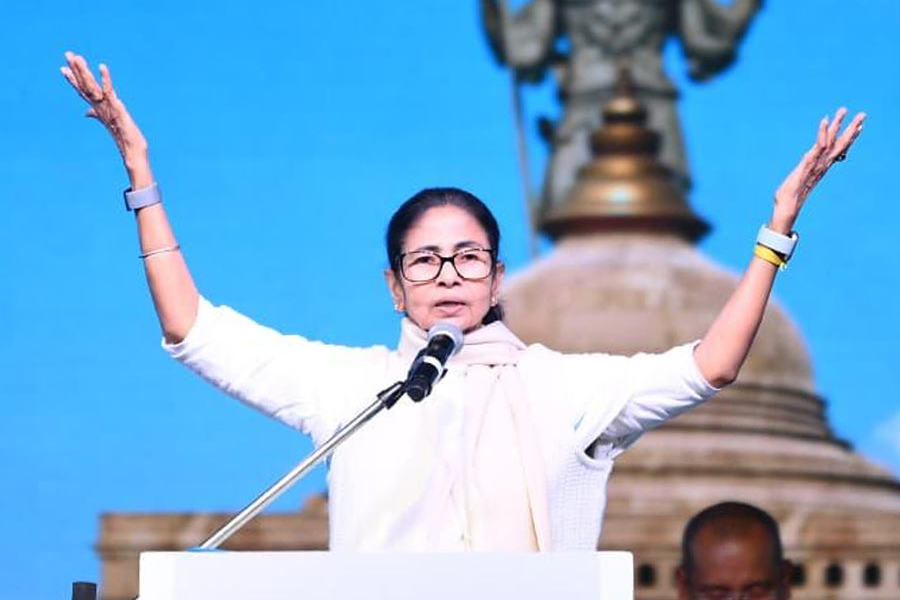 After Jagannath Temple in Digha, Durga Angan in Newtown! And now, Chief Minister Mamata Banerjee laid the foundation stone of Mahakal Temple in Matigara-Naxalbari in North Bengal.