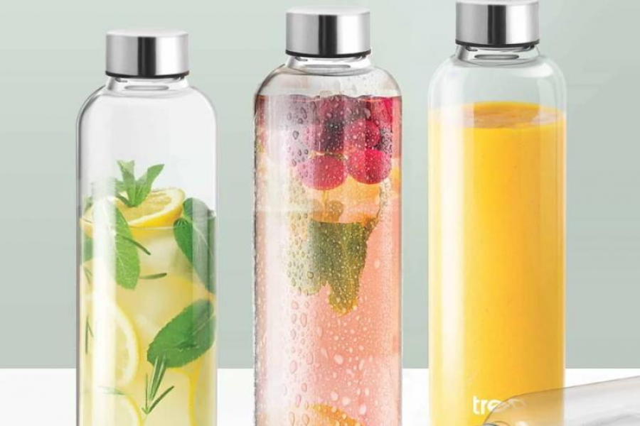 Plastic bottled water is now an integral part of urban life. The convenience of carrying it, even if you get thirsty at the roadside, plastic bottles are a reliable option.