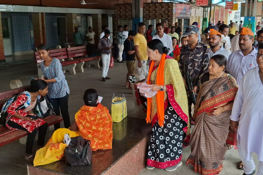 Agnimitra Pal reached the station to campaign, but this truth came to light