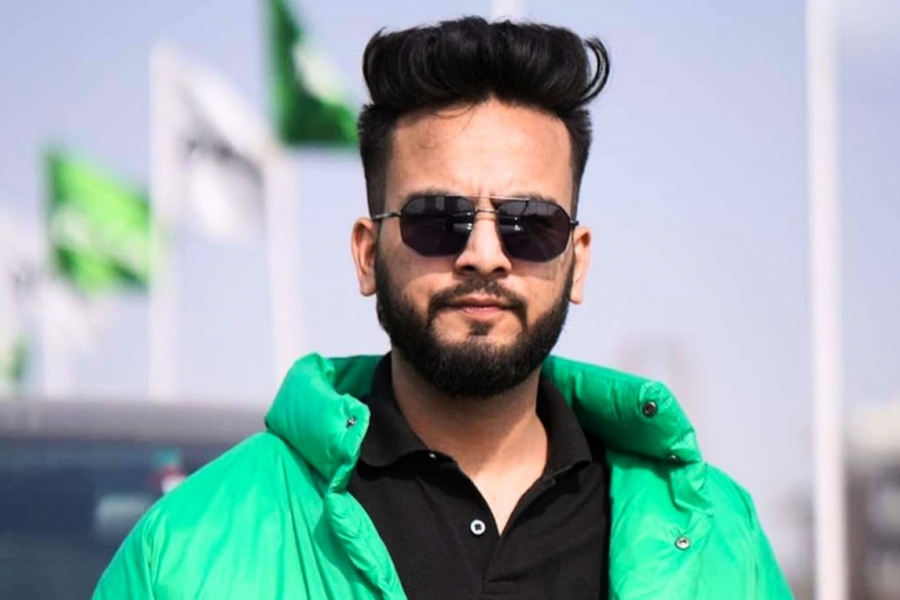 'Bigg Boss' winner Elvis Yadav's house targeted in a series of shots, shocking video goes viral