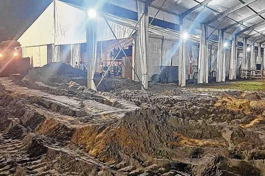 Sports fraternity criticizes the deplorable condition of the playground after Modi's rally