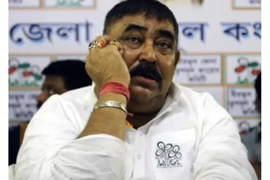 Trinamool leader Anubrata Mondal, MP Shatabdi Roy and Zilla Parishad president Kajal Seikh were present at the party's Vijaya Sammilani in Murarai 1 block of Birbhum on Saturday.