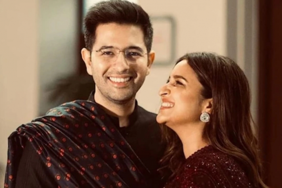 Happy news on Diwali. Parineeti Chopra and Raghav Chadha are blessed with a baby boy. Now this celeb couple has entered a new chapter in their life.
