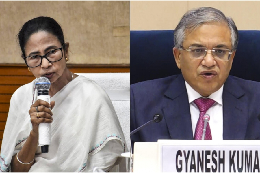 As the pressure is increasing at the administrative level regarding the SIR process ahead of the state elections (WB Polls 2026), the unease among the common people is also increasing.