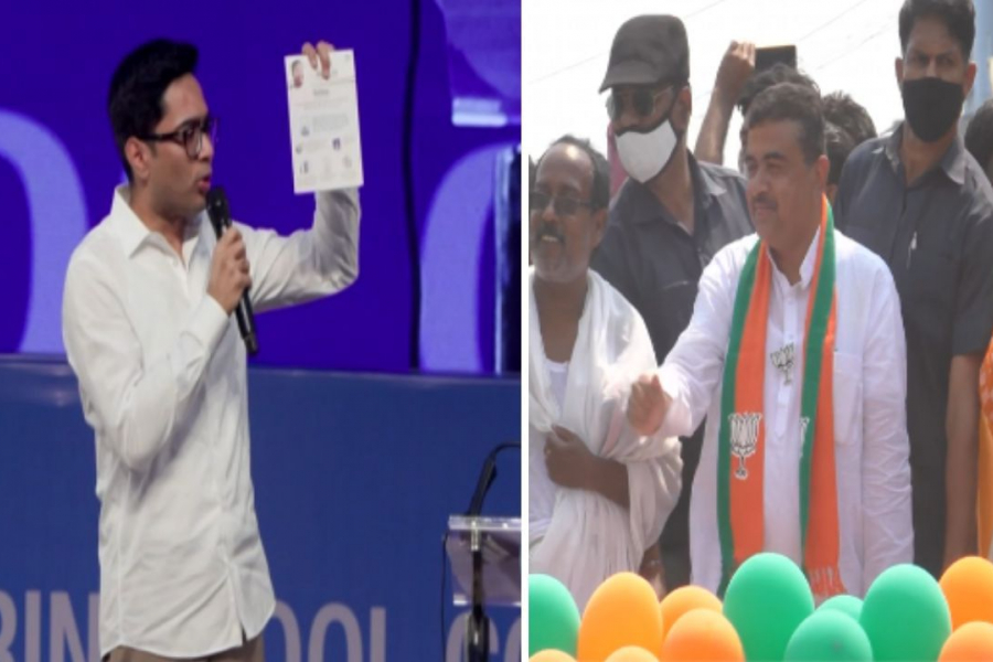 Explosive allegations, EVMs were taped in more than 900 booths. 8 polling agents in each booth, and Jahangir's forces outside