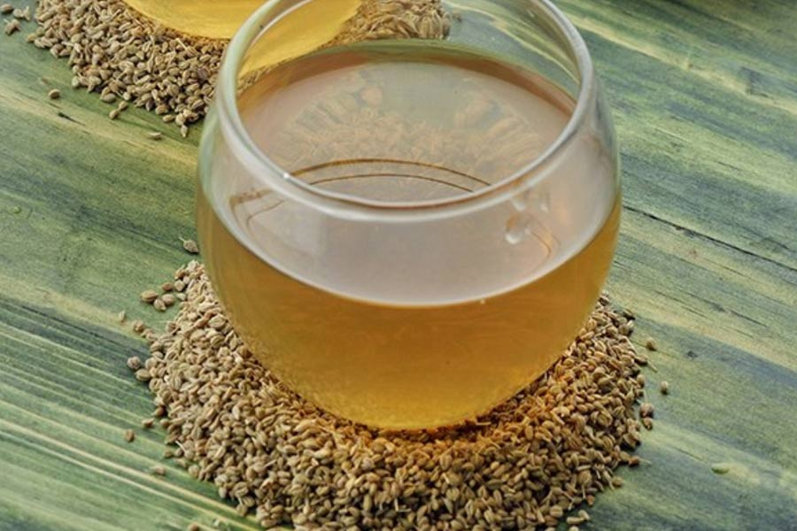 Jowar is a very well-known spice in the kitchen. Many people may not know how beneficial the water soaked in this small seed is for the body.