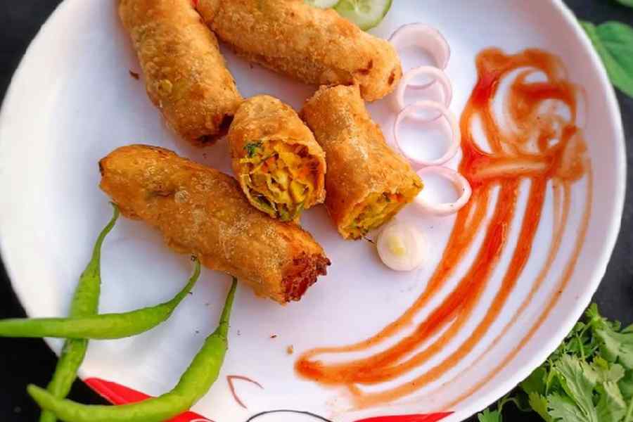ফিশ-ফ্রাই-তো-অনেক-খেয়েছেন,বাড়িতেই-বানিয়ে-ফেলুন-ভেটকি-চিংড়ির-মনোহরা!