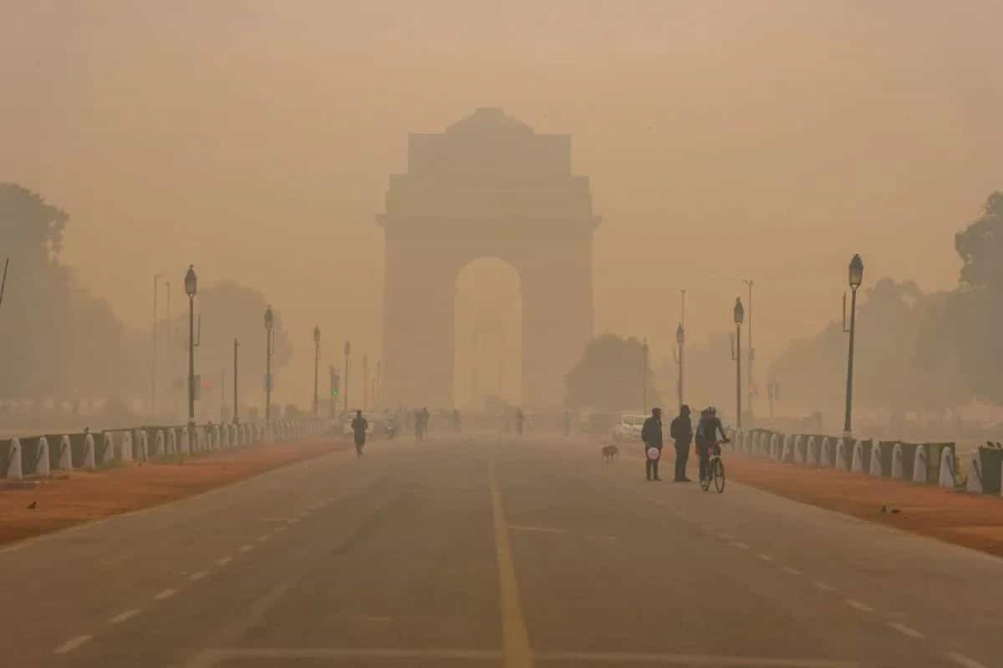 Air pollution is increasing again across Delhi-NCR. The Commission for Air Quality Management (CAQM) has introduced stricter