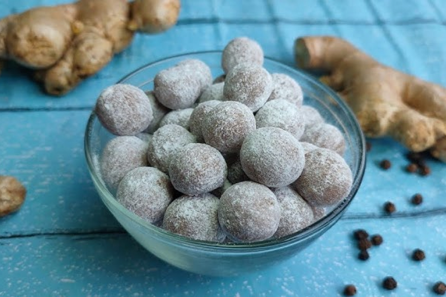 Winter means a gentle breeze of nature, picnics and a relaxing atmosphere. However, during this season of change, cold, sore throat and persistent cough are always a problem.