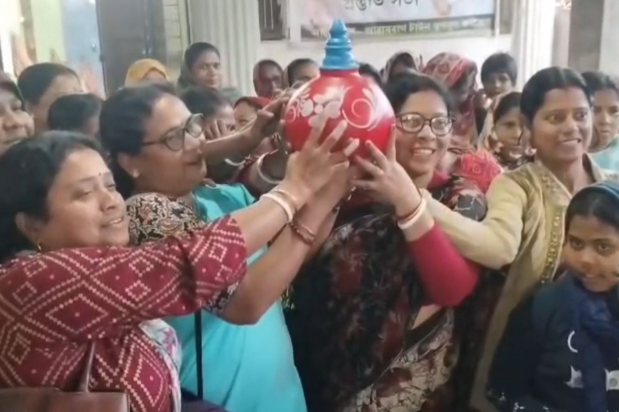 ARAMBAG-WESTBENGAL-POLITICS-BJP-TMC