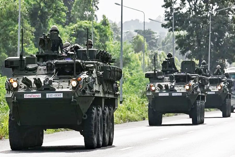 Cambodia asks Thailand to stop war