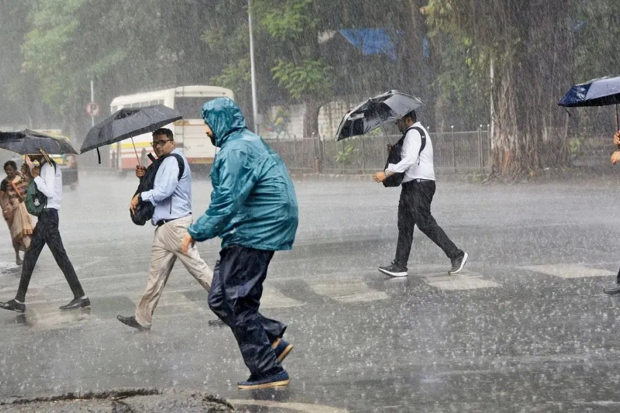 Despite the low pressure moving, the sea is rough! Heavy rain likely in nine districts