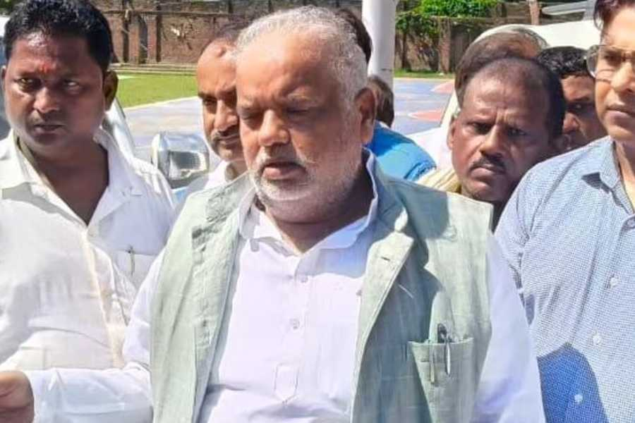 minister shravan kumar