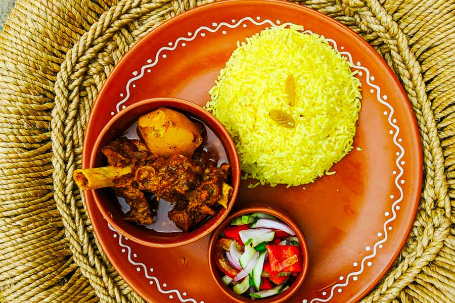 Durga Puja (DURGAPUJA 2025) means a kind of food and drink festival. Just as there is fasting and enjoyment on the day of Ashtami