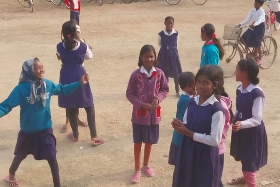 EASTBURDWAN-WESTBENGAL-VILLAGE-SCHOOL-TEACHER