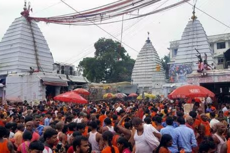 Sawan Somvar: Till now 40.57 lakh devotees have offered water at Baba Baidyanath Dham in Deoghar